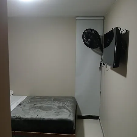 Apartamento Con Piscina A 5 Minutos Del Parque Del Cafe Montenegro Exterior photo