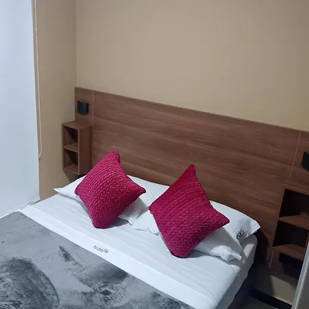 Apartamento Con Piscina A 5 Minutos Del Parque Del Cafe Montenegro Exterior photo